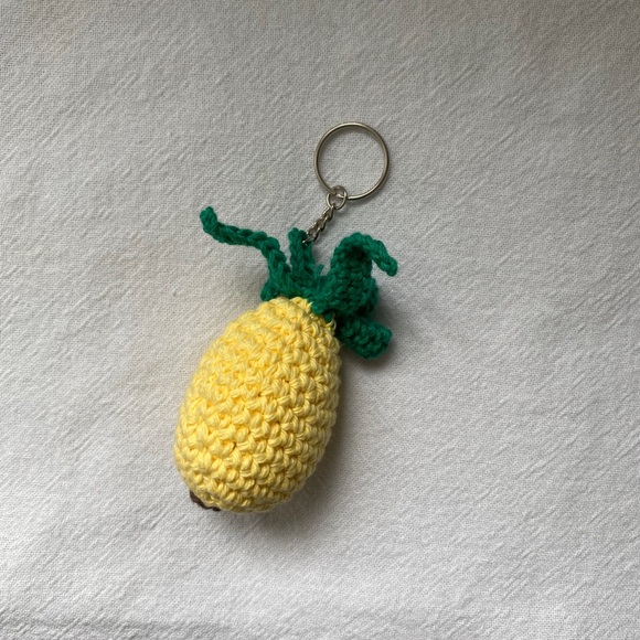 MADE TO ORDER CROCHET FRUIT KEYCHAIN - Picture 6 of 7